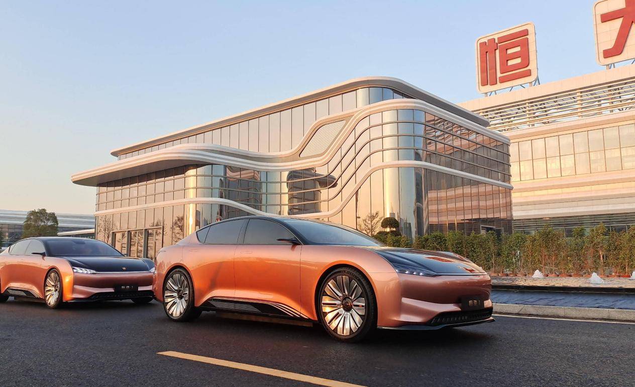 交付8万辆却蒸发5000亿市值<strong></p>
<p>比特币是什么东西</strong>,雷军“抄底”小米能否对抗空头?