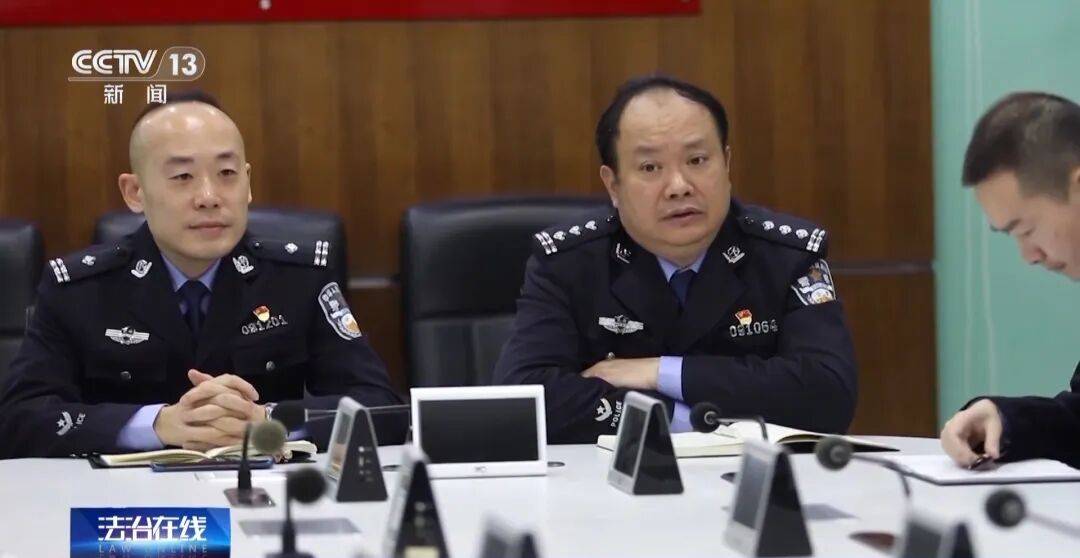 广州南站<strong></p>
<p>一个比特币要挖多久</strong>,一男子频繁“上厕所”,被警方盯上