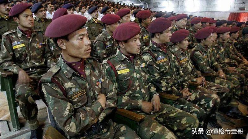 第一个扑向祁团长的印军黄种人面孔<strong></p>
<p>一个比特币要挖多久</strong>,他到底是什么人?