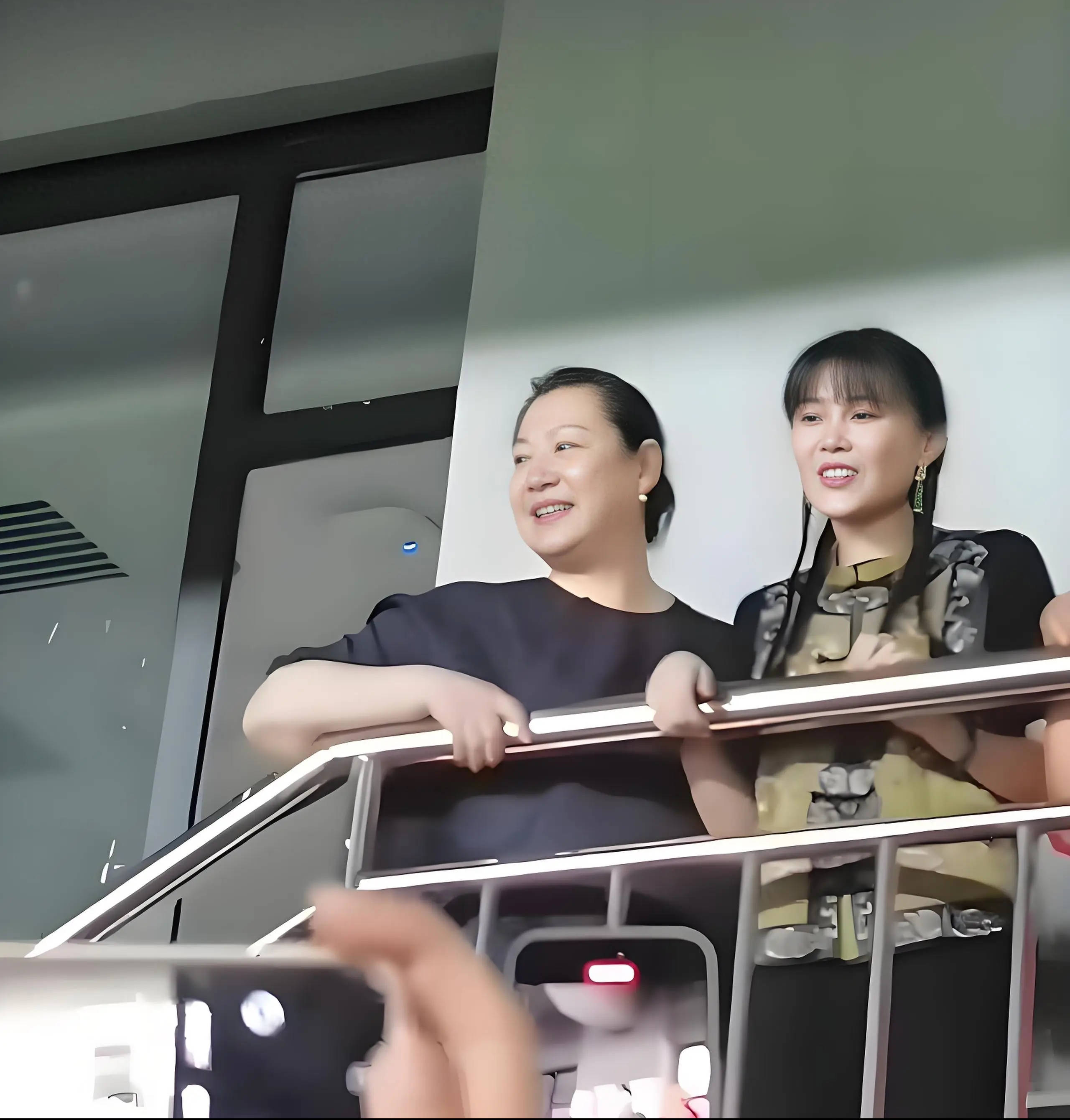 考古 | 赵本山妻子罕见公开现身<strong></p>
<p>一个比特币要挖多久</strong>,气质优雅五官美艳,俩人爱情太感人!