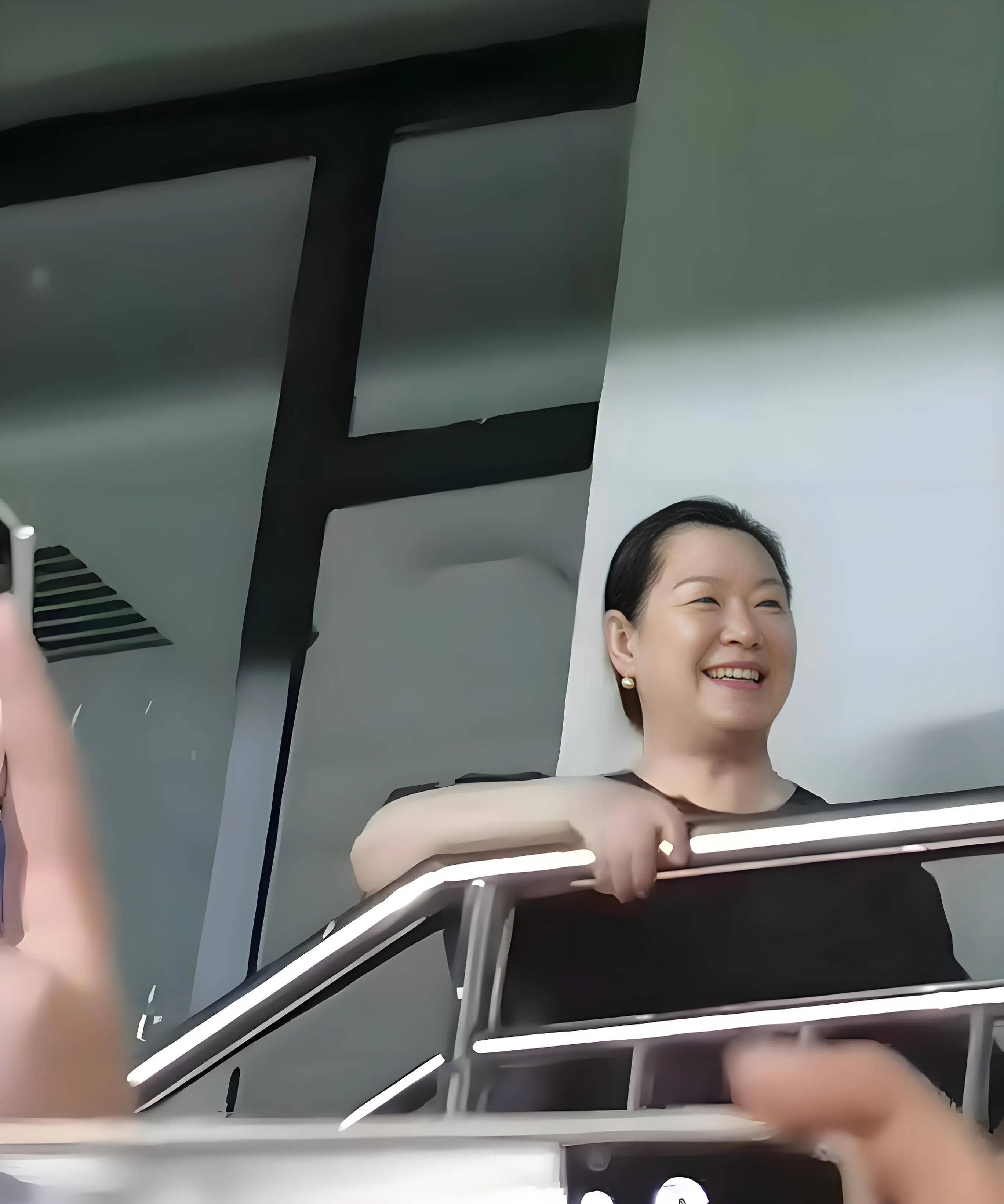 考古 | 赵本山妻子罕见公开现身<strong></p>
<p>一个比特币要挖多久</strong>,气质优雅五官美艳,俩人爱情太感人!