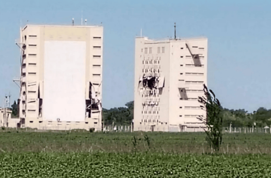 乌克兰发动夜间远程袭击<strong></p>
<p>一个比特币要挖多久</strong>,俄罗斯唯一一架激光武器试验机被毁,预警指挥机测试机也遭破坏