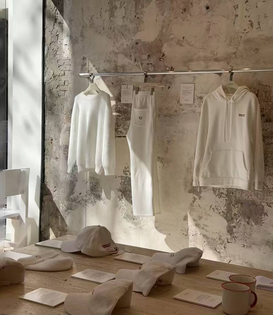 法国人在上海开店<strong></p>
<p>比特币行情最新价格</strong>,只卖白色衣服竟然火了丨上海滩上洋掌柜