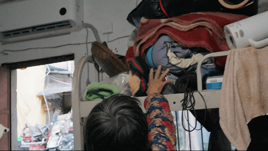 失能老人月退休金两万 家属却放弃插管抢救