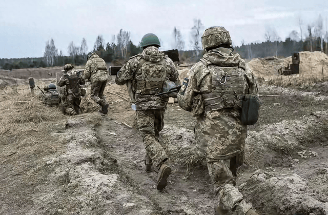 “红军城”的乌军主力成功大撤退<strong></p>
<p>比特币最新行情</strong>,俄军胜利了,但剧本又没演好