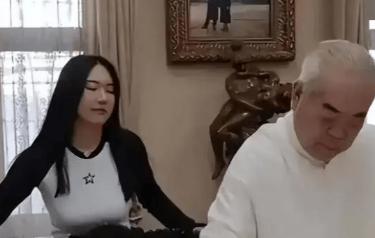 范曾的两次重要人生决定和四段婚姻 曾用24个字自评