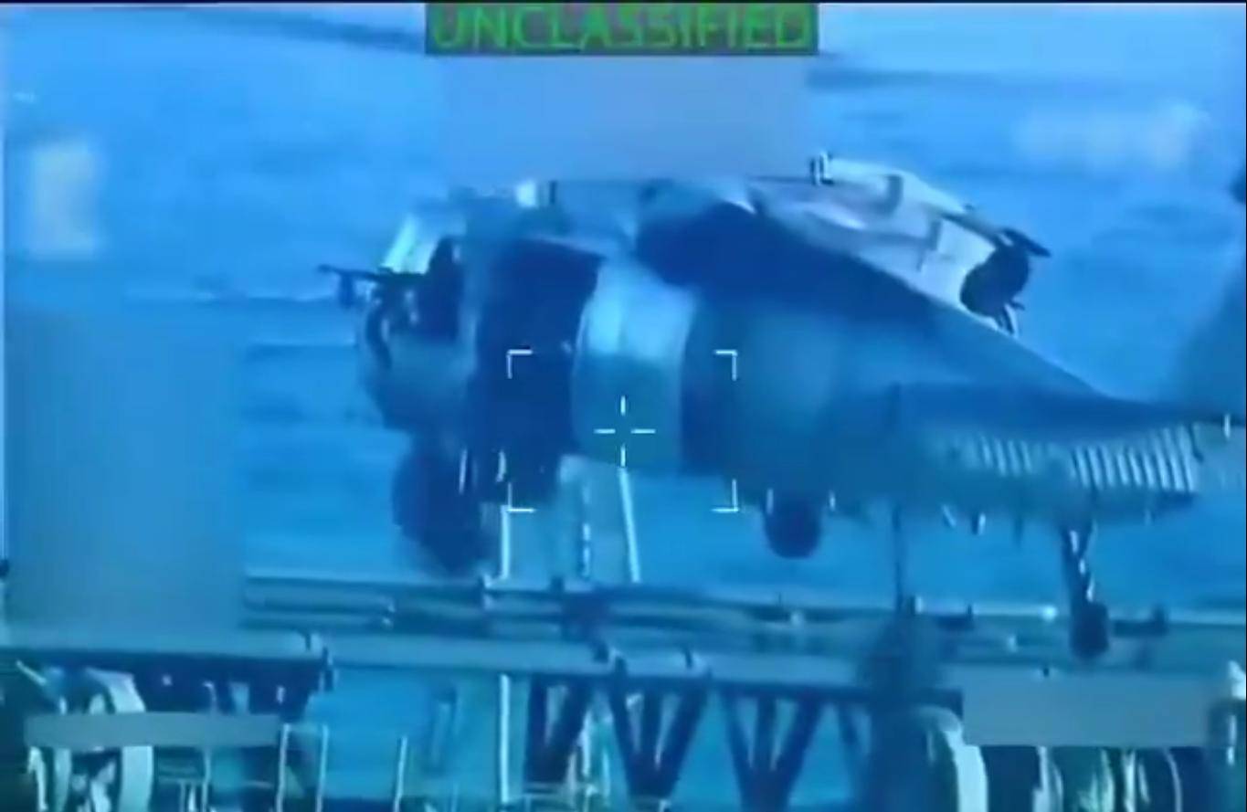 比导弹打击更狠!美军空降油轮<strong></p>
<p>比特币美元实时行情</strong>,抢110万桶石油,打击中俄古委伊