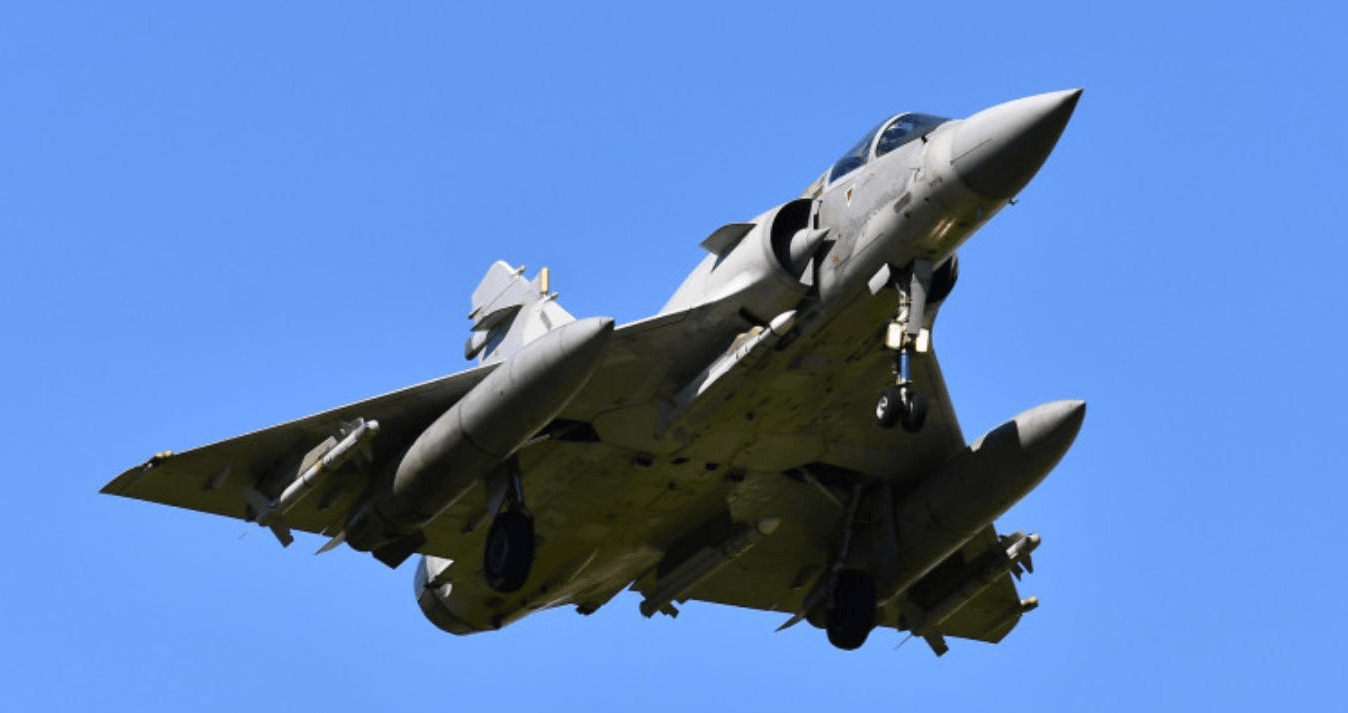 12月30日<strong></p>
<p>挖比特币</strong>，解放军公布驻幻影2000机场的实时画面：让台军彻底死心