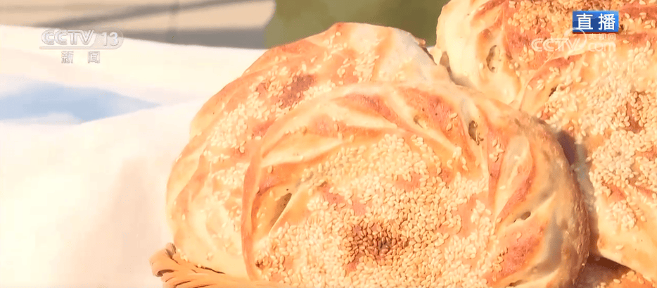 人气旺、消费火<strong></p>
<p>比特币中国</strong>，热气腾腾！各地市场活跃繁荣 “年经济”释放“新”热度