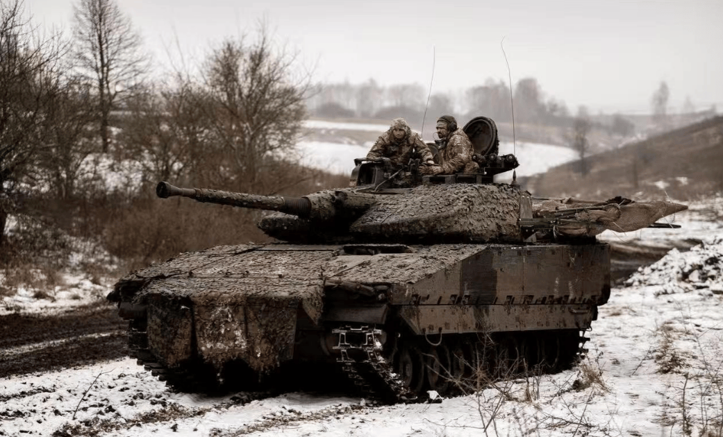 俄军正把乌军吊起来炸<strong></p>
<p>比特币价格实时行情</strong>，俄方报仇零时差，一名"北约关键上校"阵亡！