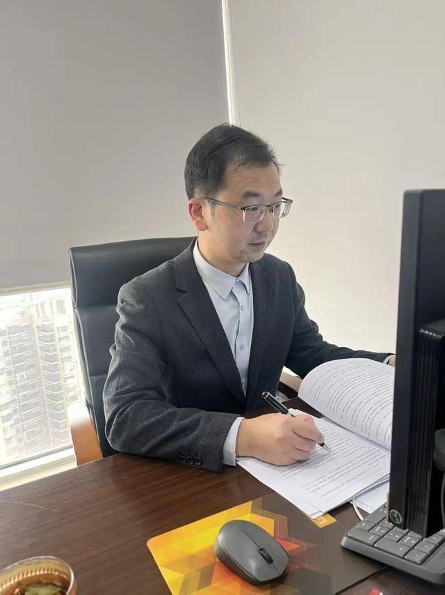 20分钟直达武汉<strong></p>
<p>比特币价格实时行情</strong>！坐动车上下班是种什么体验……