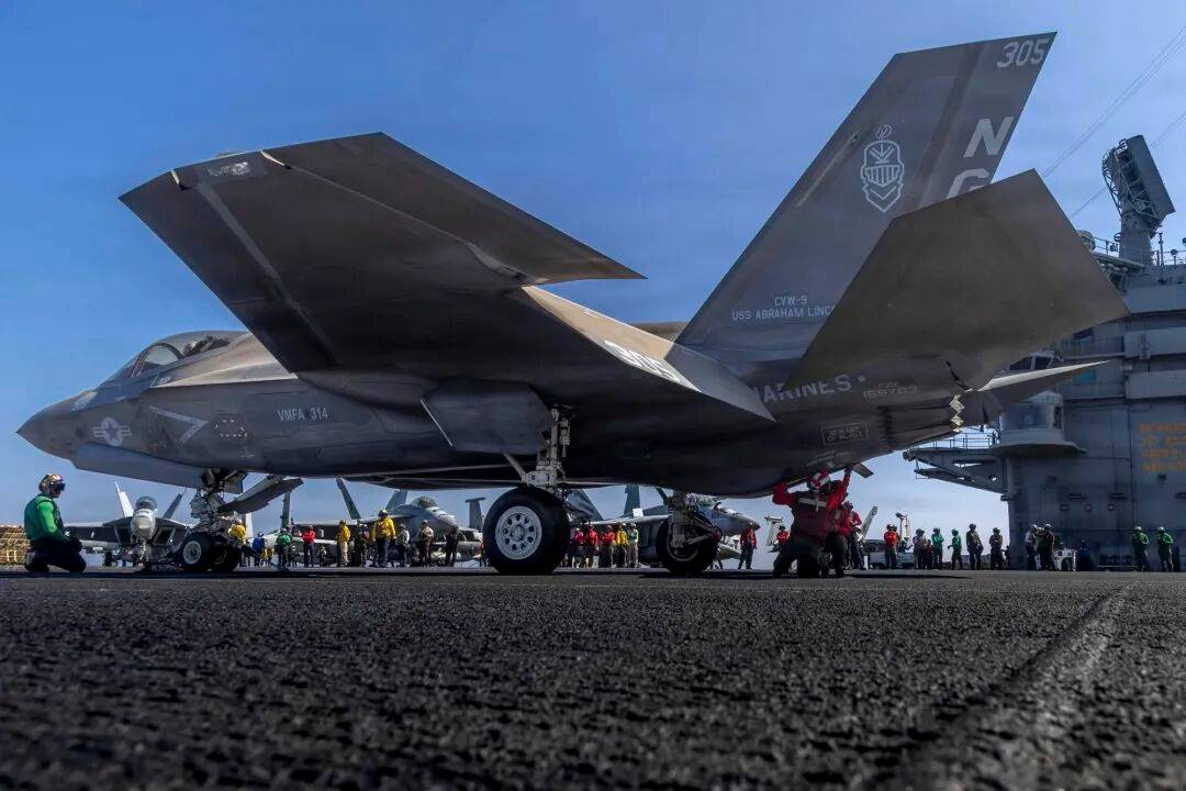 美军最大航母“福特”号停靠希腊<strong></p>
<p>比特币实时行情</strong>，650个厕所坏了近9成，舰员上厕所排队要四五十分钟