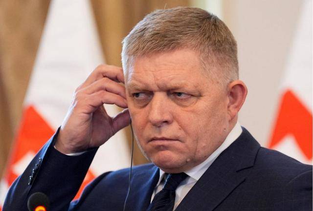 泽连斯基出尔反尔<strong></p>
<p>中国比特币交易平台</strong>，匈牙利总理放话：拒绝一切勒索，将在这件事上击败乌克兰！