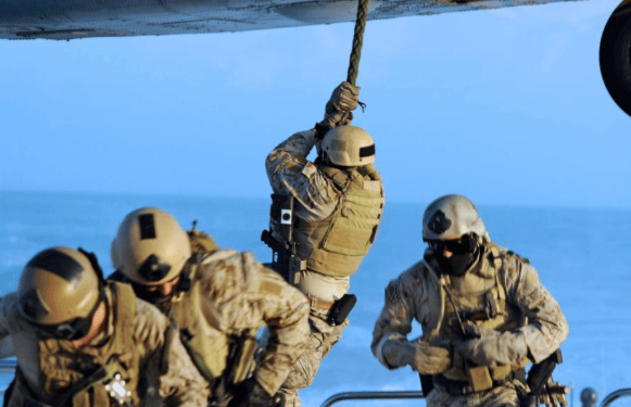 2500名美军杀进霍尔木兹海峡<strong></p>
<p>比特币浏览器</strong>，却连油轮都不敢护送！伊朗这招太狠了