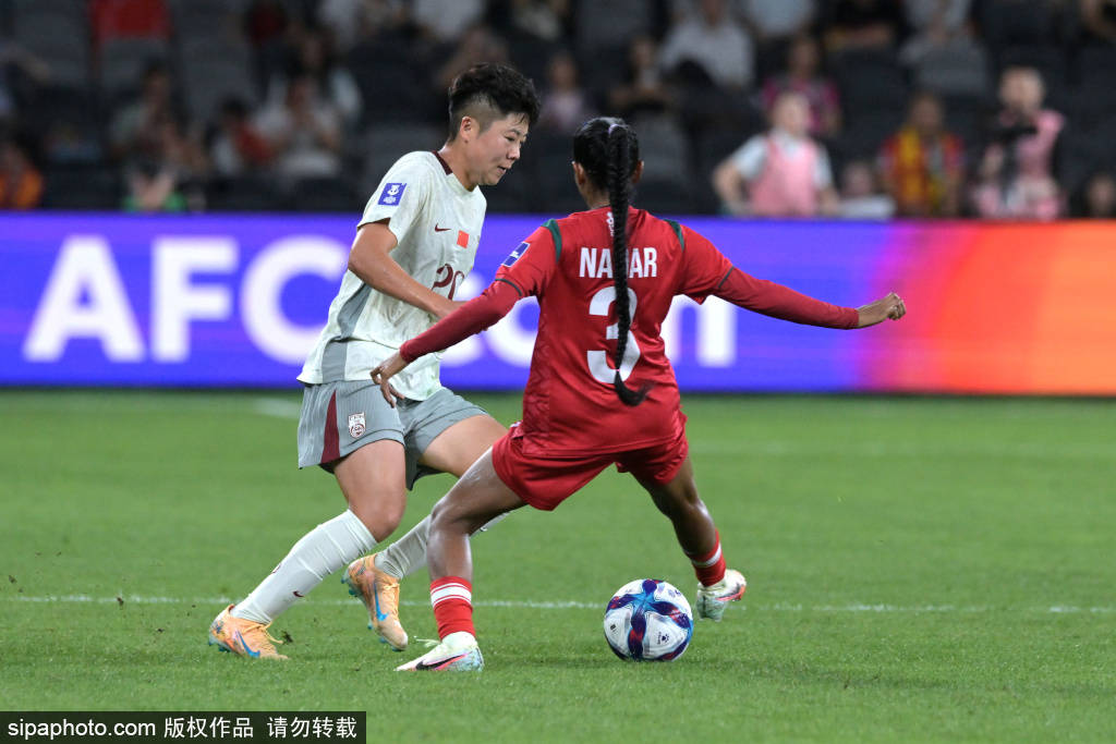 女足亚洲杯半决赛中国队VS澳大利亚队：锁定转播计划，助力铿锵玫瑰